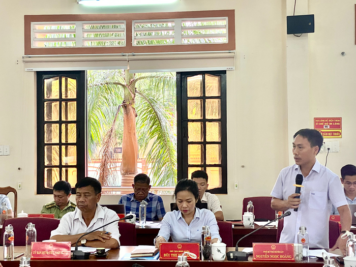 UBND huyện Ea H’leo tổ chức phiên họp thường kỳ tháng 4 năm 2023